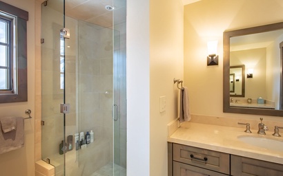 Shooting Star Cabin 13 32