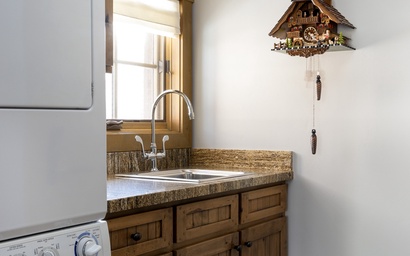 Golf and Tennis Cabin 5870 18