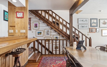 Teton Shadows Granite D 16