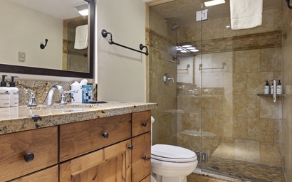 Golf Creek 35 34