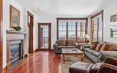 Grand View 331 2
