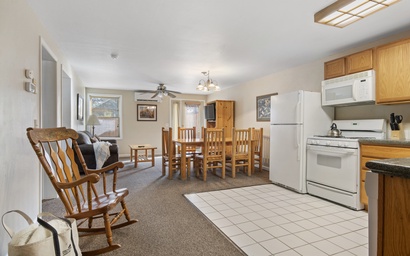 Town Square Lodge 5 5