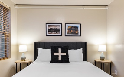 Town Square Lodge 1 16