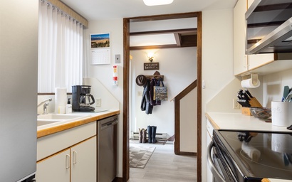 Teton Shadows Rimrock C 11