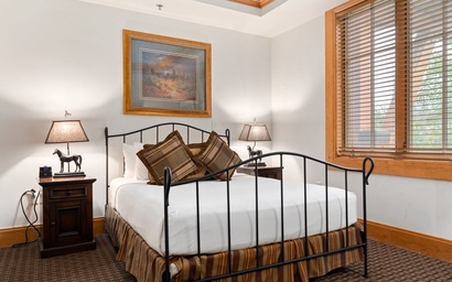 Crystal Springs 404 17