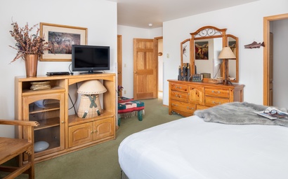 Clark's Knoll 351 10