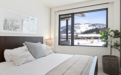 One Town Hill 500 20