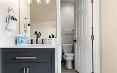 Town Square Lodge 8 25