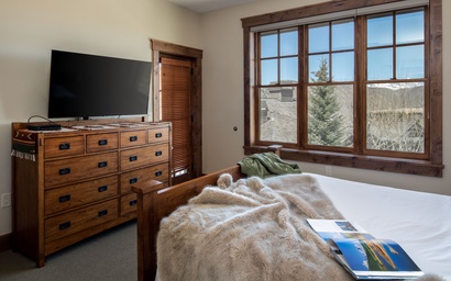 Grand View 5230 9