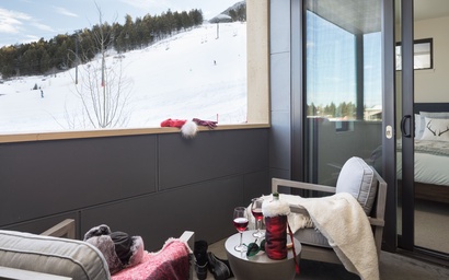 One Town Hill 304 12