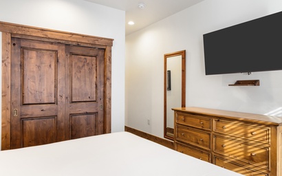 Grand View 5240 24