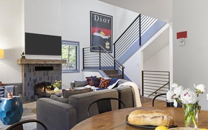 Clark's Knoll 381 6