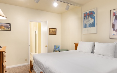 Teton Shadows Granite F 32