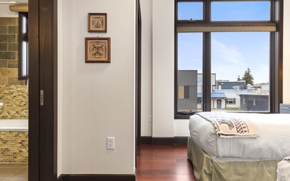 Pearl at Jackson 202 27