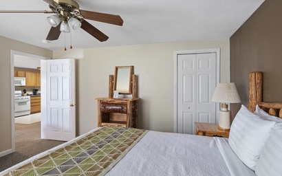 Town Square Lodge 5 14