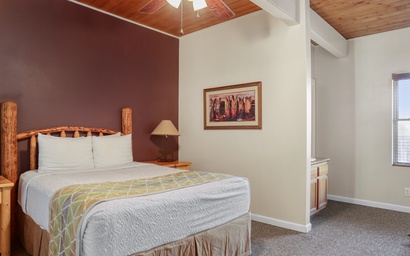 Town Square Lodge 10 7