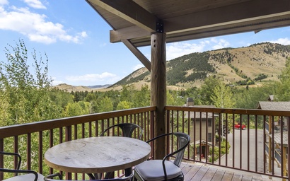 Grand View 3240 11