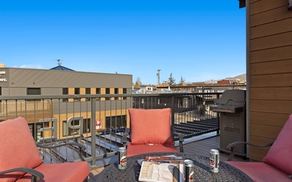 Pearl at Jackson 202 35