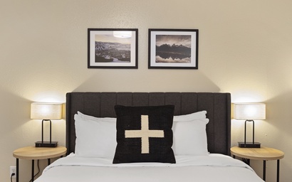 Town Square Lodge 2 13