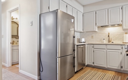 Teton Shadows Granite E 22