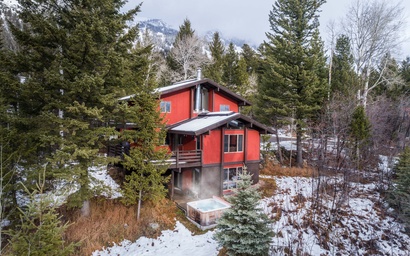 Holly Drive Homestead 24