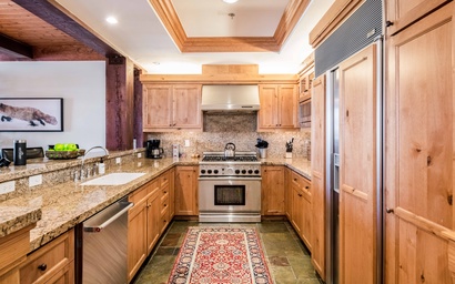 Crystal Springs 305 10