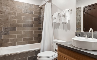 Pearl at Jackson 205 26