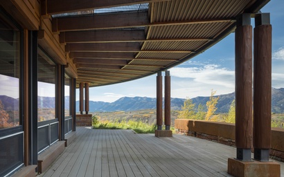 Mountain View Escape 14