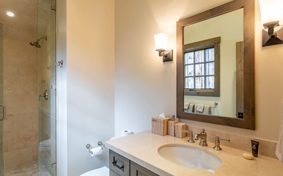 Shooting Star Cabin 13 23