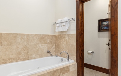 Grand View 3230 28