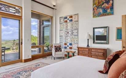 Mountain View Escape 20