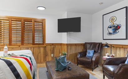 Clark's Knoll 385 33