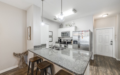 Village by the Beach P911 3