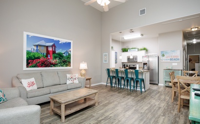 Village by the Beach - Big Shell I916 3