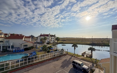 Beach View Retreat CBC343