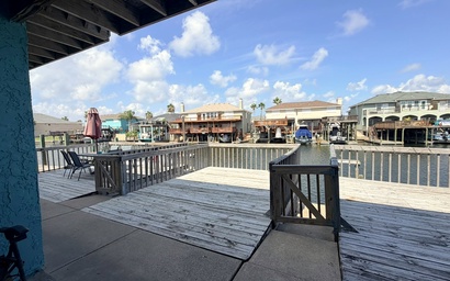 Cay Escape CLH102 2