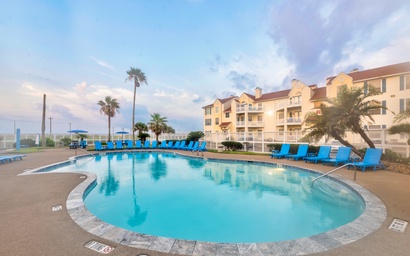 Featured Property Seaside Retreat CBC136