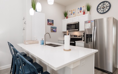 Smugglers Cove - Ridin' Waves TSSC933 3