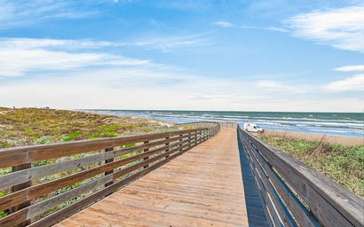 Livin' On Cloud 9 IPE122 3