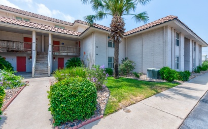 Jade's Get Away SEA202 2