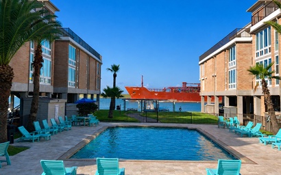 Channelview CV215