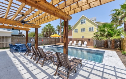 Some Beach House PP820 3