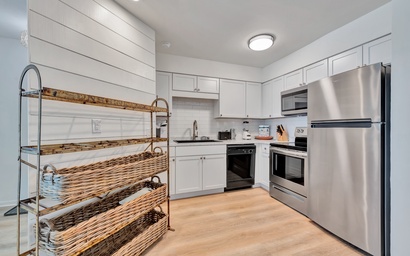 Cathy's Condo MIBC211 3