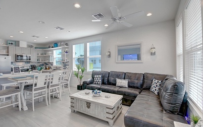 The Sassy Crab MV1D 3