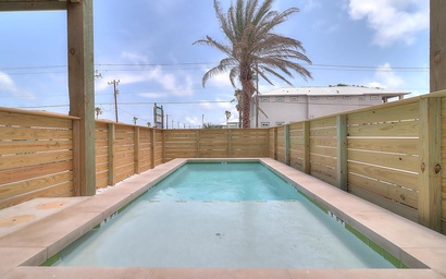 Modern by the Sea Green ES1424 2