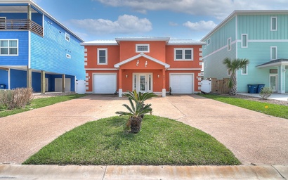 Orange Seahorse House KD682 3