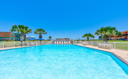 Tina's Island Retreat IR42 2