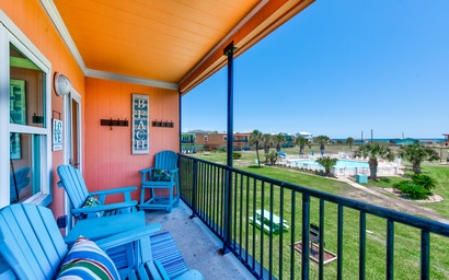 Tina's Island Retreat IR42 3