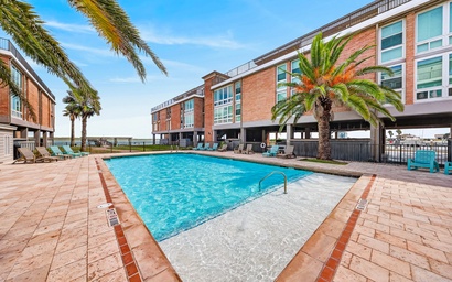 Channelview CV213