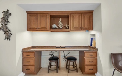 Regency Towers 808 W 8